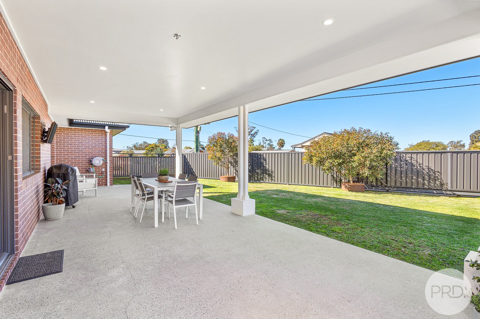71 Francis Ave  LEMON TREE PASSAGE 12