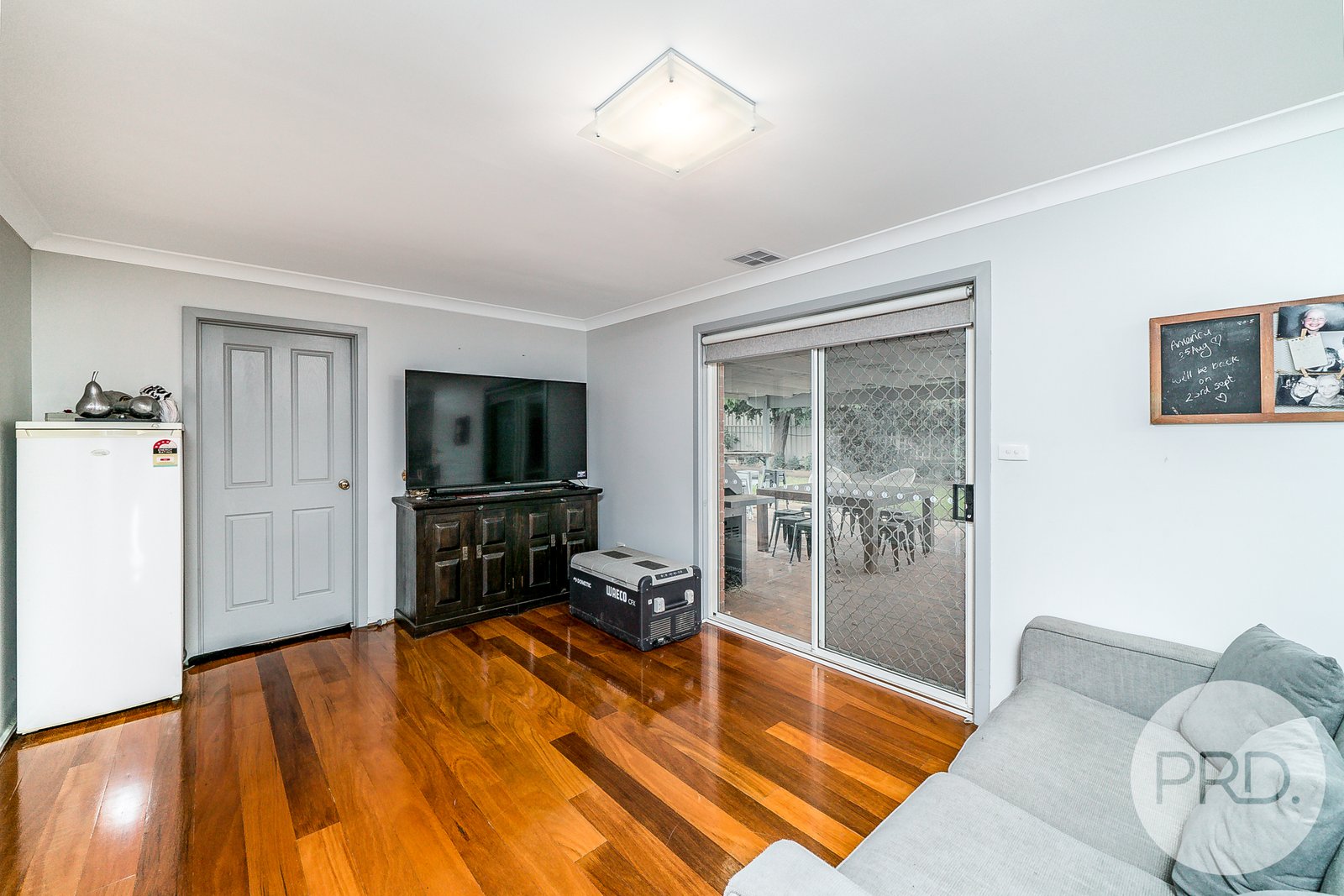 71 Grevillea Crescent LAKE ALBERT 8