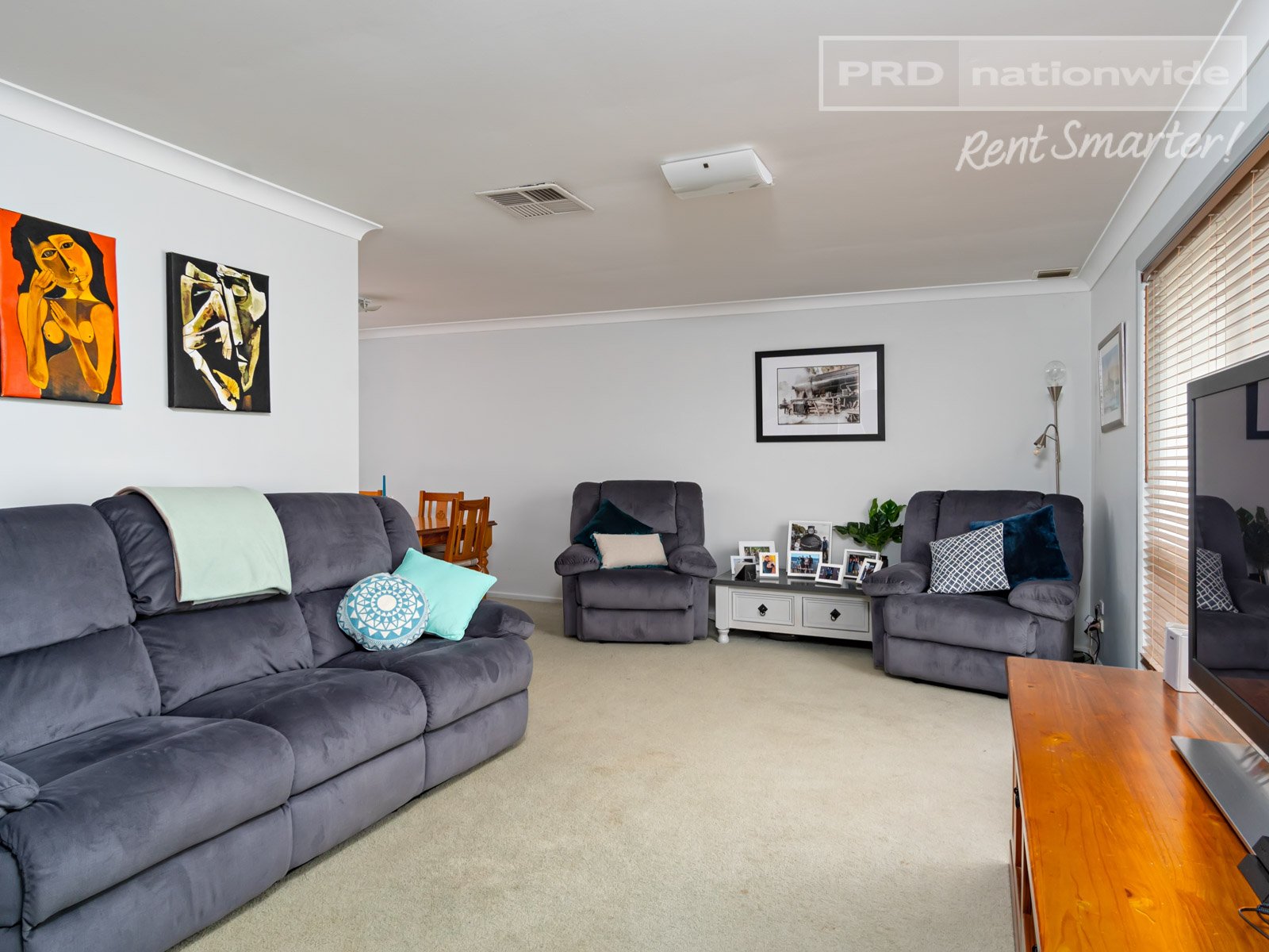 71 Grevillea Crescent LAKE ALBERT 3