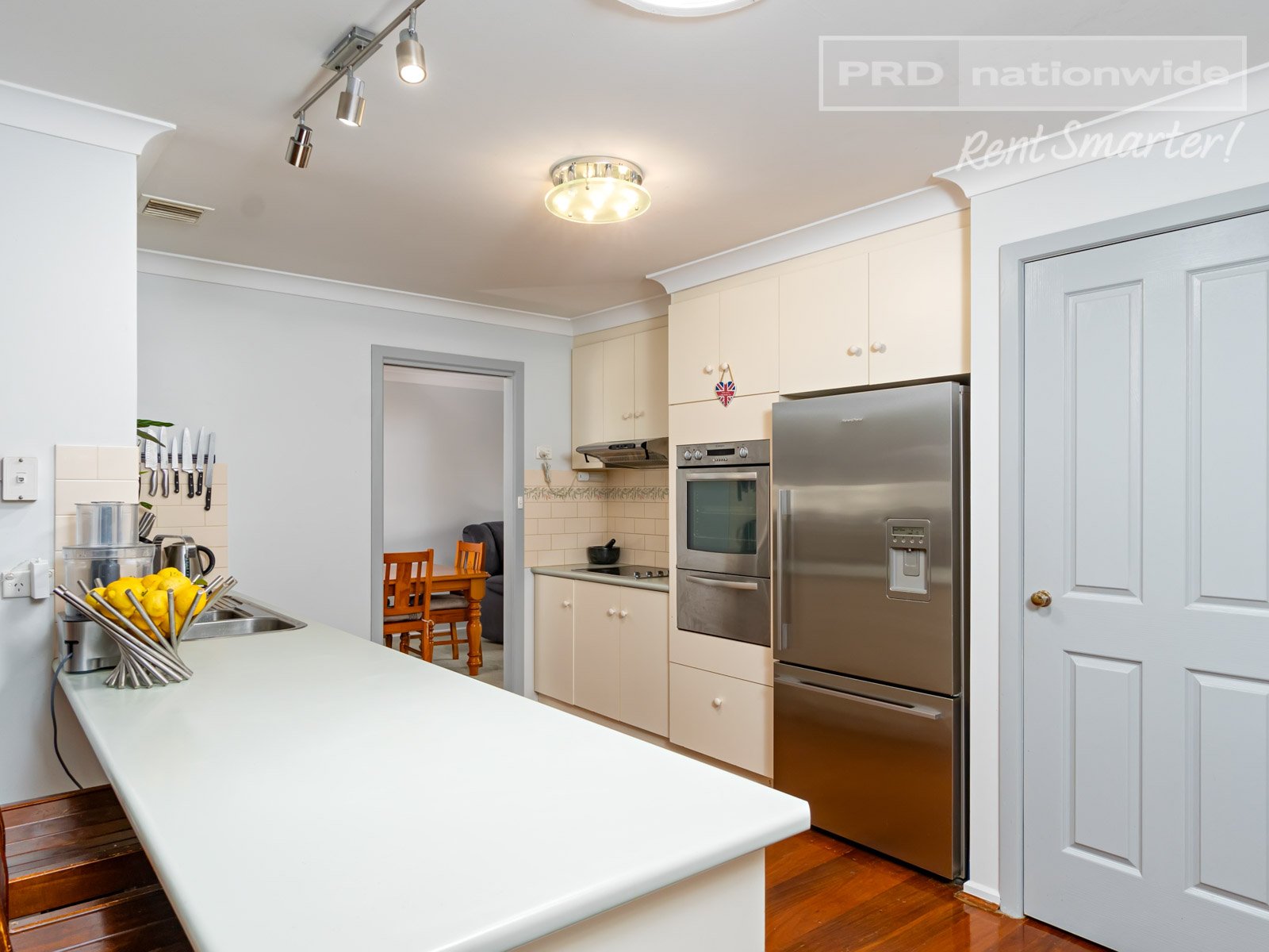 71 Grevillea Crescent LAKE ALBERT 4