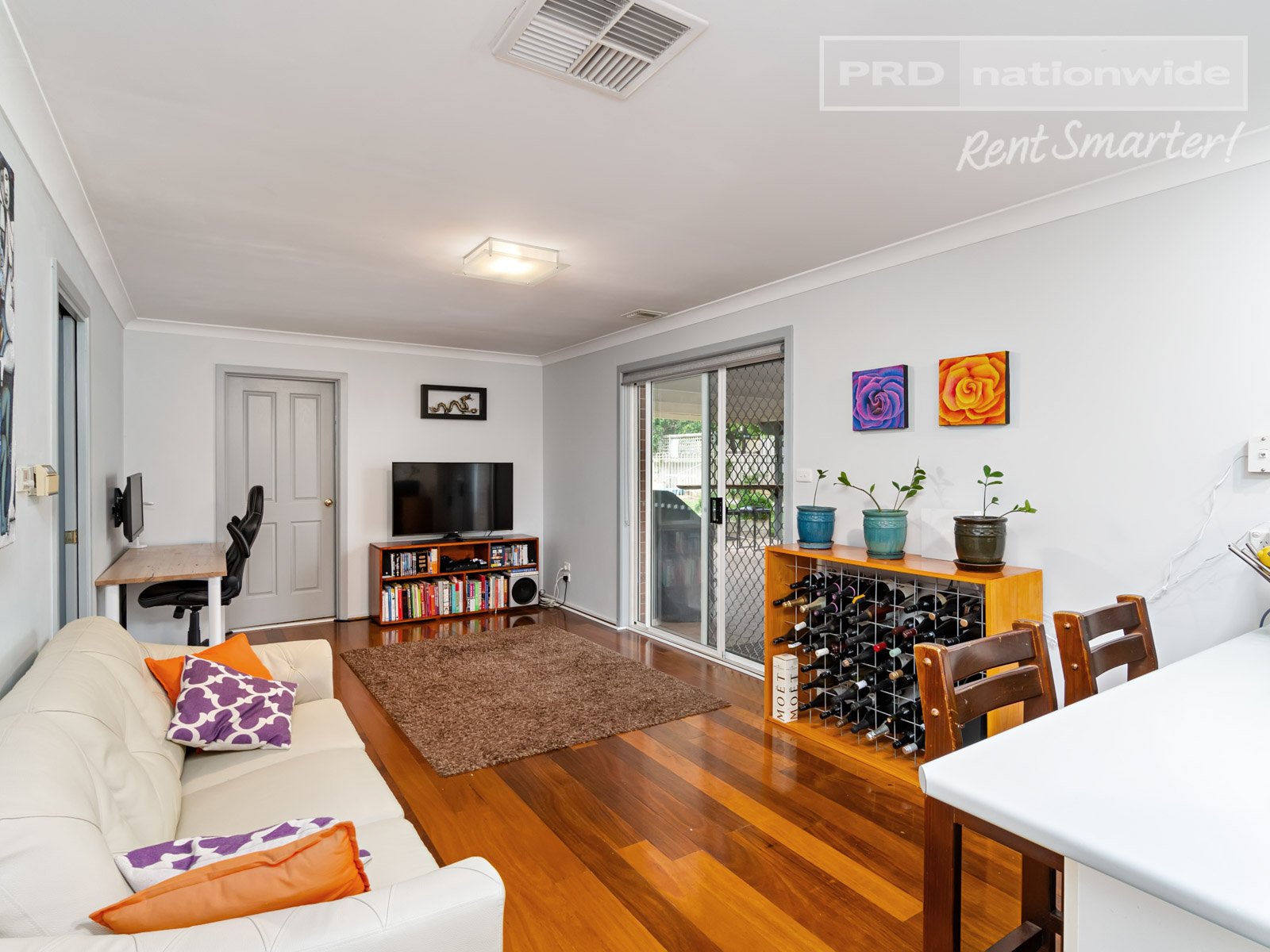 71 Grevillea Crescent LAKE ALBERT 6