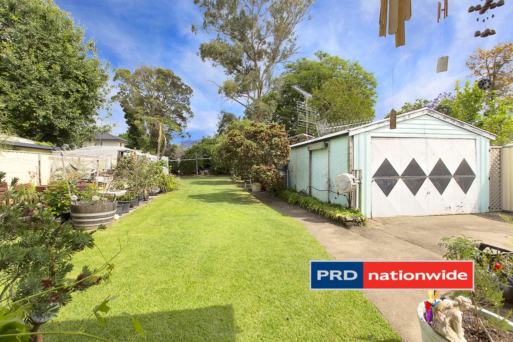 71 Ladbury Ave  PENRITH 10