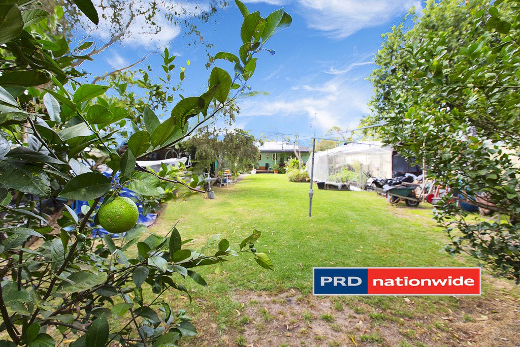 71 Ladbury Ave  PENRITH 11