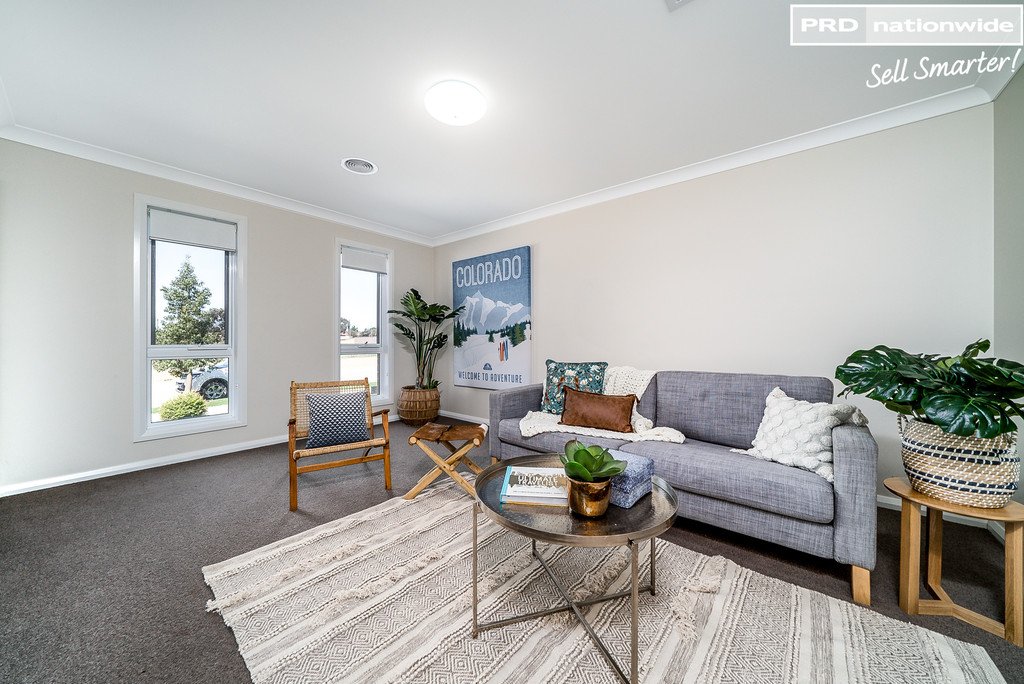 71 Lingiari Drive LLOYD 9