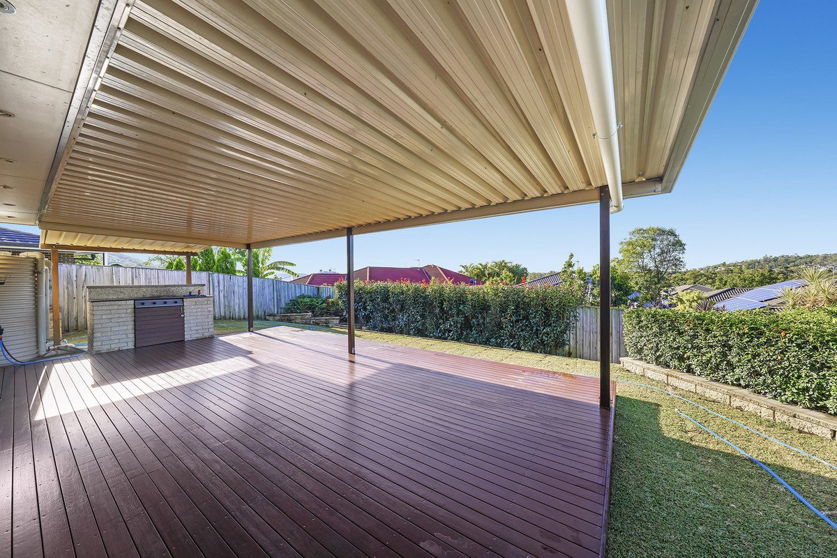 71 McAuley Parade Pacific Pines 4