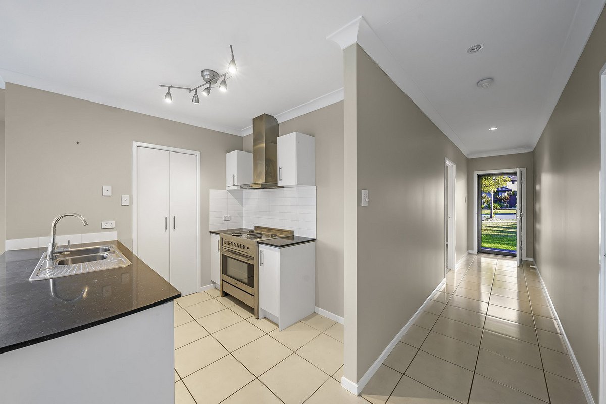 71 McAuley Parade Pacific Pines 5