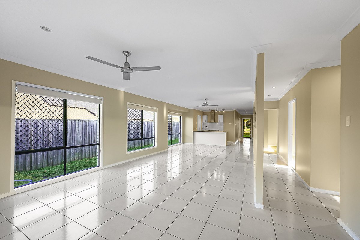 71 McAuley Parade Pacific Pines 6