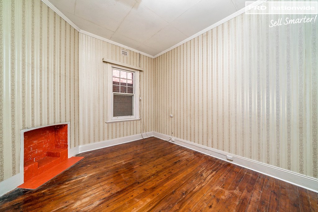 71 Peter Street WAGGA WAGGA 4