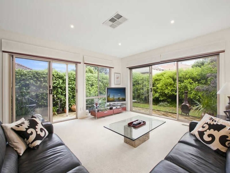 Gallery: 71 Plummer Road