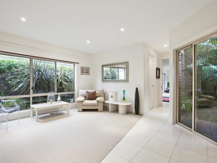 Gallery: 71 Plummer Road