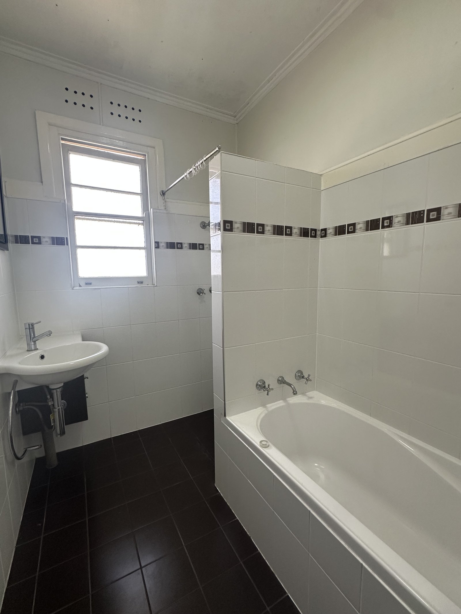 71 Richmond Street TUMUT 8