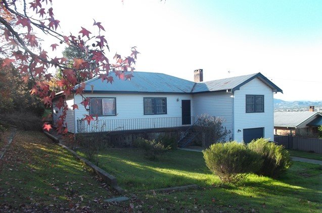 71 Richmond Street TUMUT 1