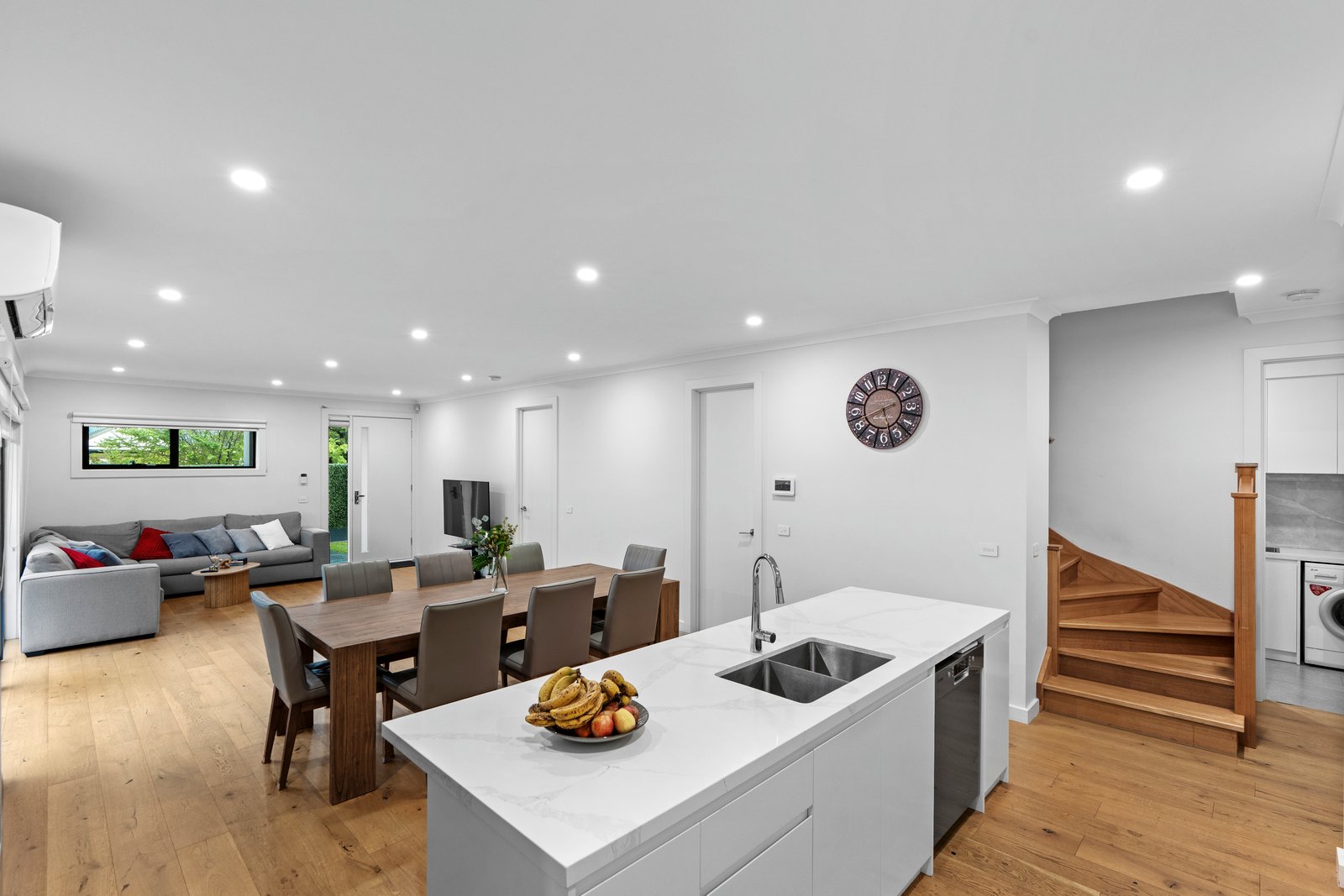 Gallery: 71 Riviera Street