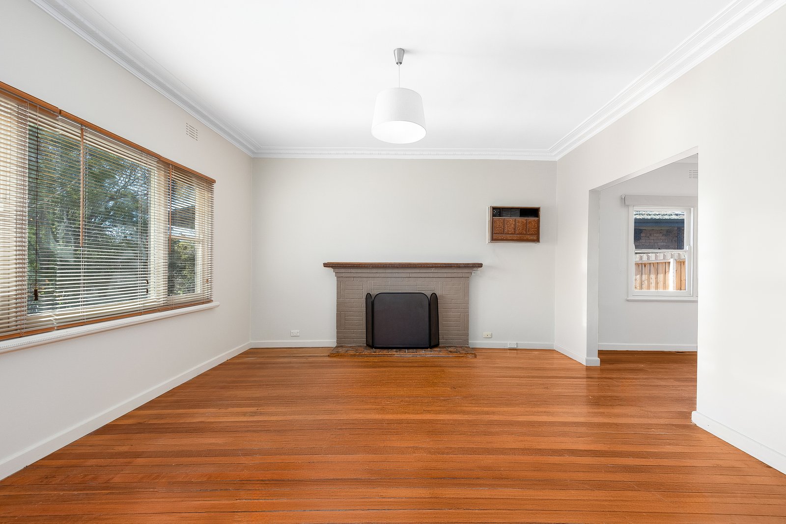 Gallery: 71 Shackleton Street