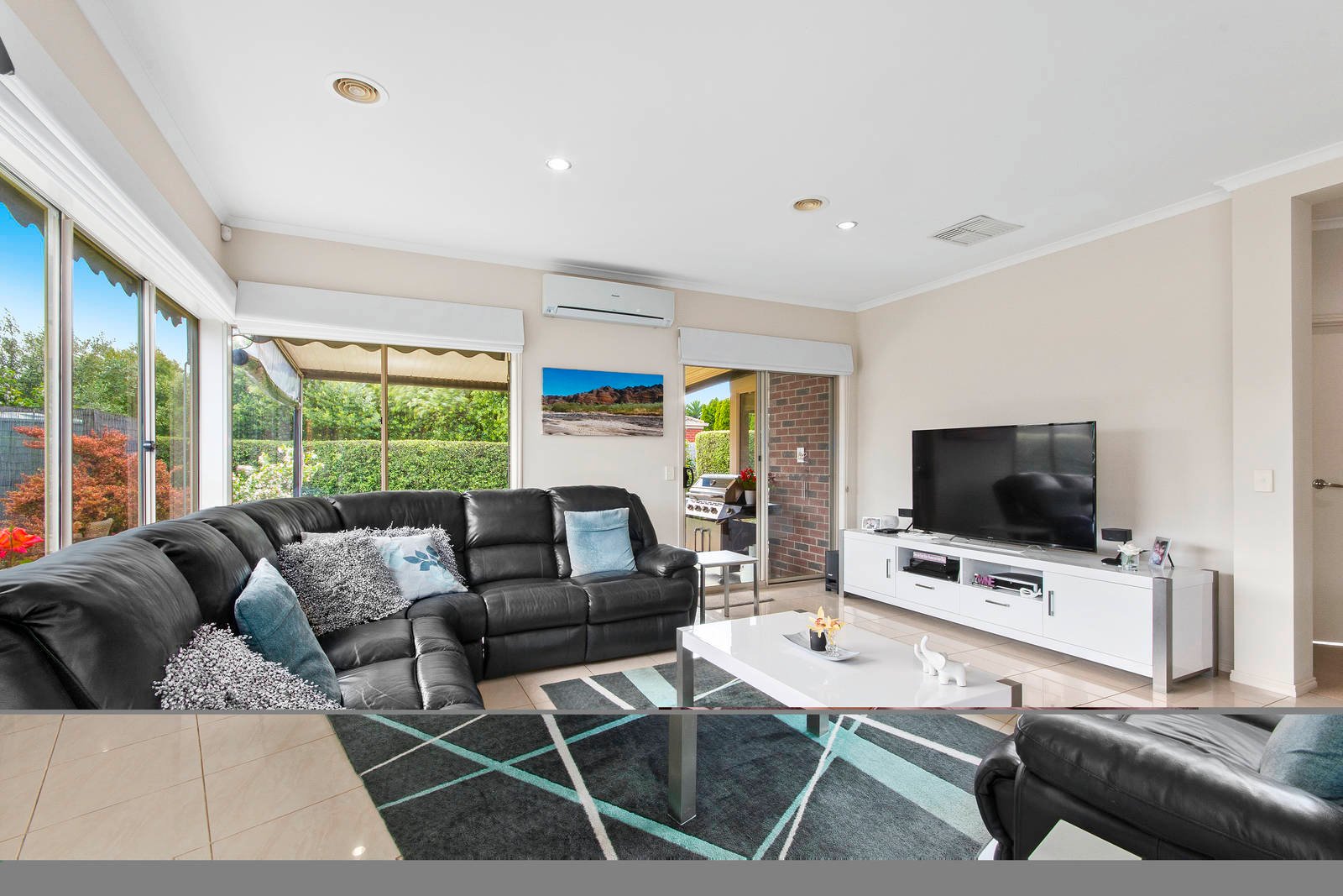 Gallery: 71 Smith Street