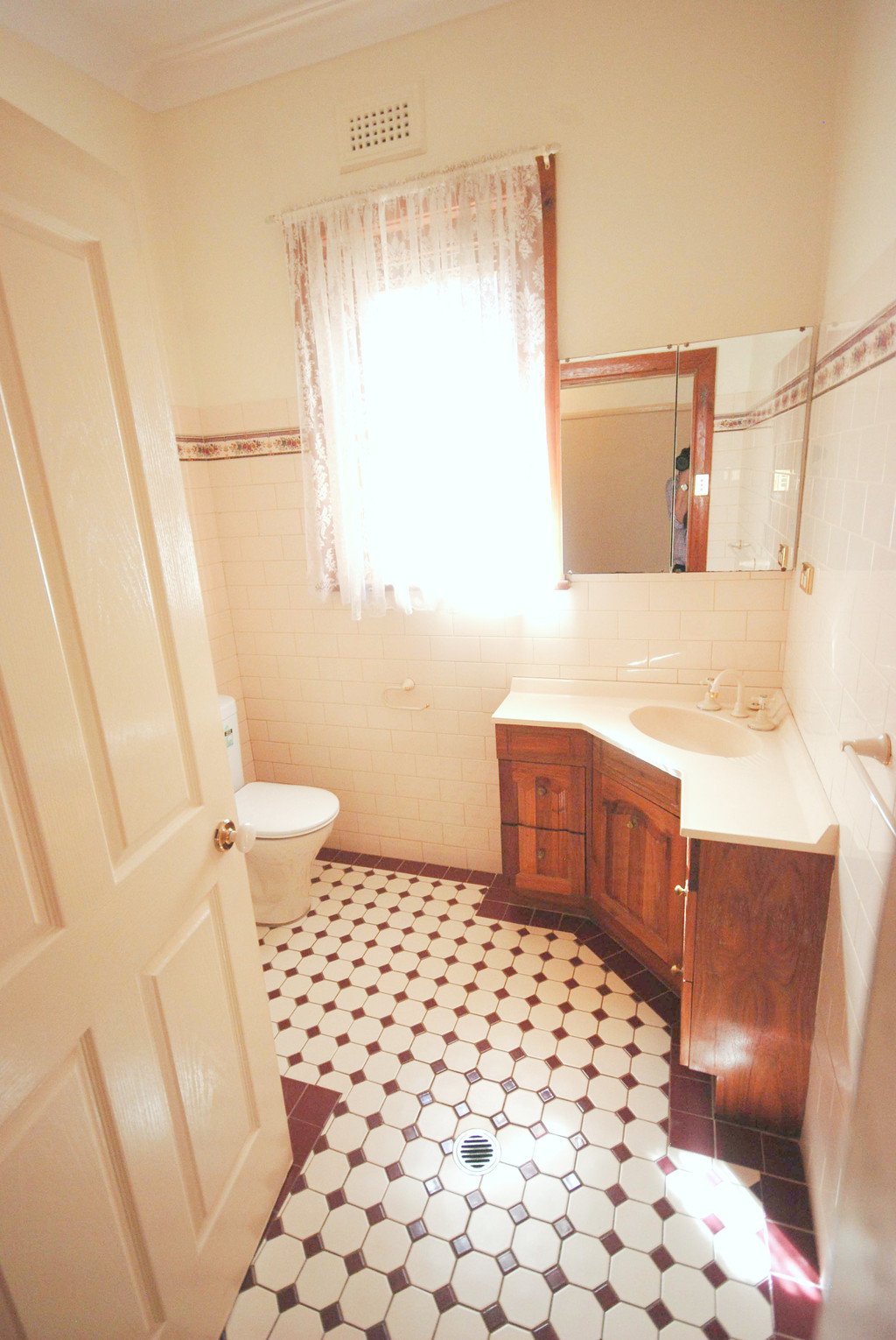 71 Tarcutta Street WAGGA WAGGA 9