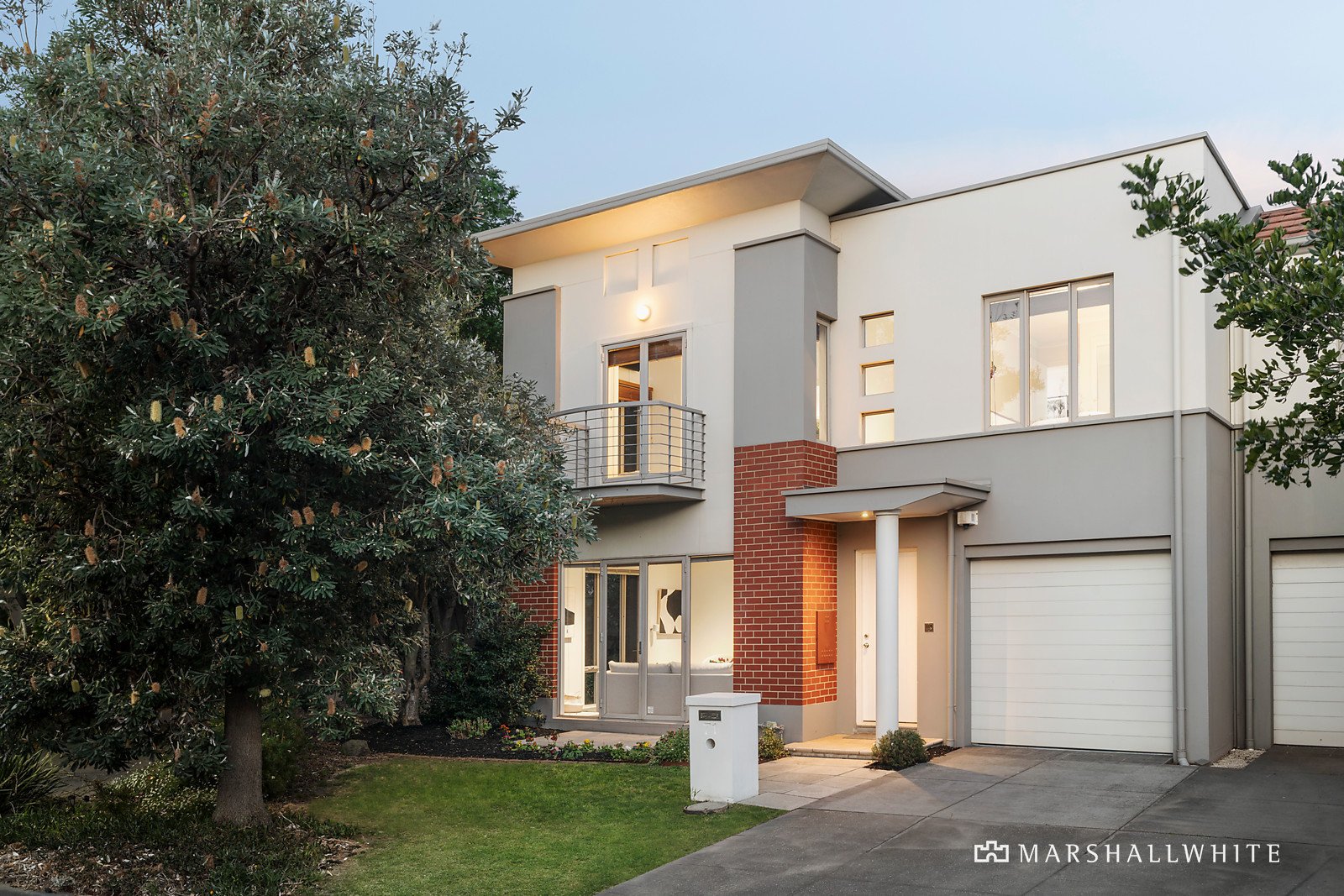 71 The Crescent, Port Melbourne, VIC