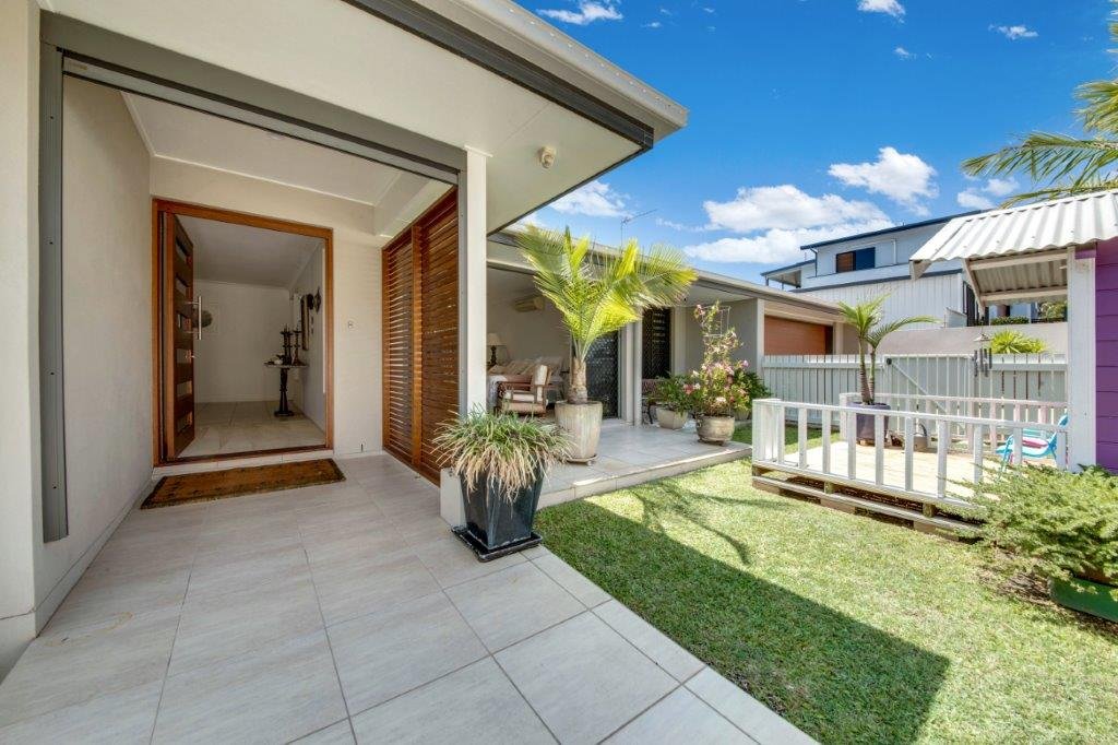 71 The Oaks Rd  TANNUM SANDS 18