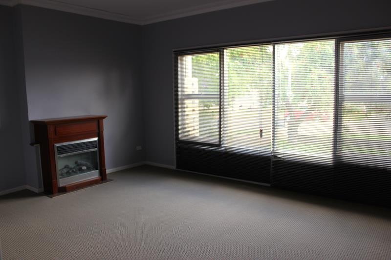 71 Tichbourne Crescent KOORINGAL 3