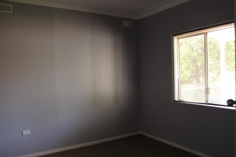 71 Tichbourne Crescent KOORINGAL 5