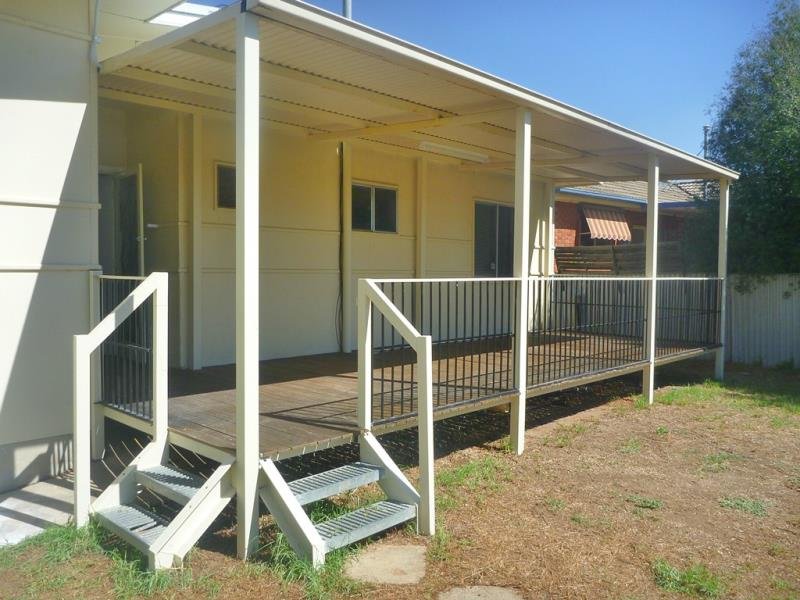 71 Tichbourne Crescent KOORINGAL 4