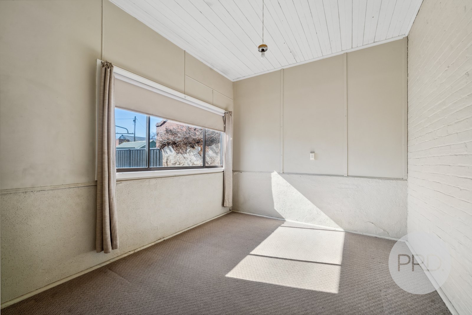 71 Tompson Street WAGGA WAGGA 6