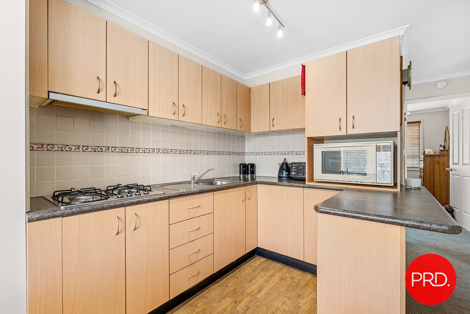 71 Undercliffe Road EARLWOOD 9