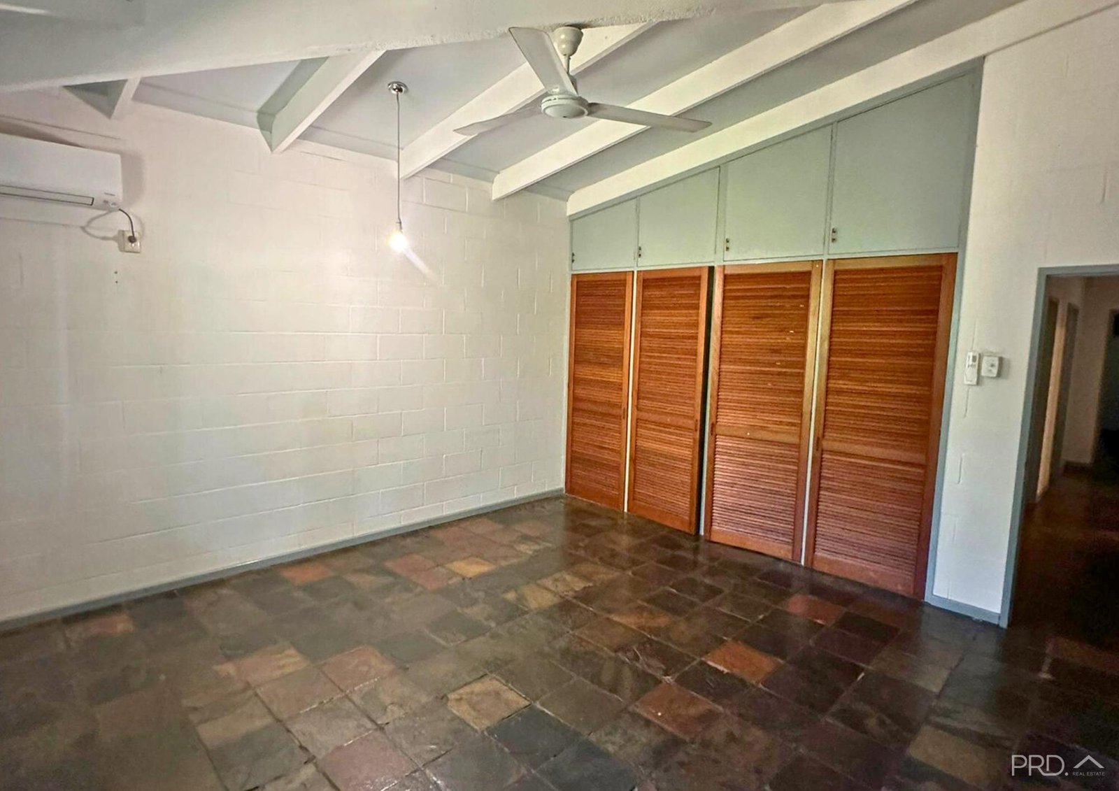 71 Walcott Street BROOME 12