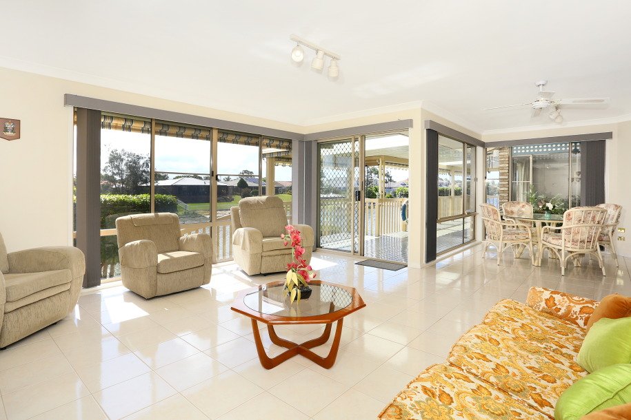 71 Wedgebill Parade BURLEIGH WATERS 8