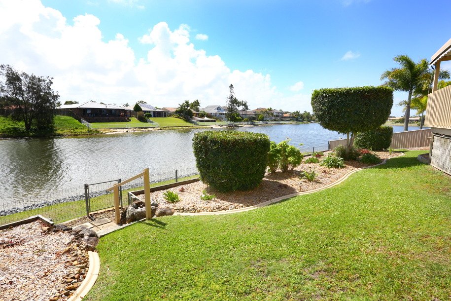 71 Wedgebill Parade BURLEIGH WATERS 22
