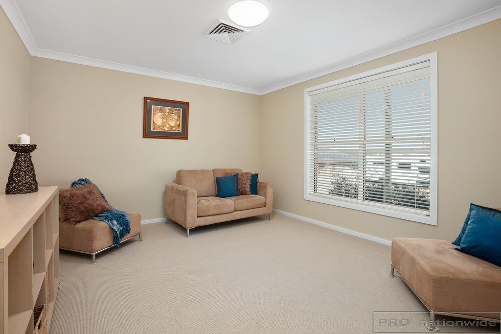 71 Wilton Drive EAST MAITLAND 2