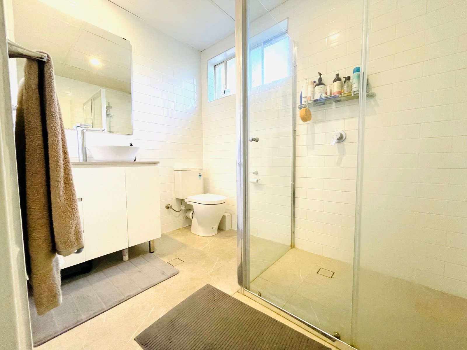 7/10-14 Hampton Court Road CARLTON 4