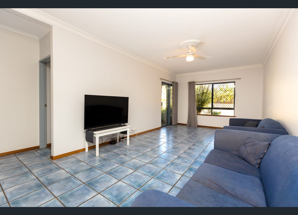 7/10 Bagot Street BROOME 5