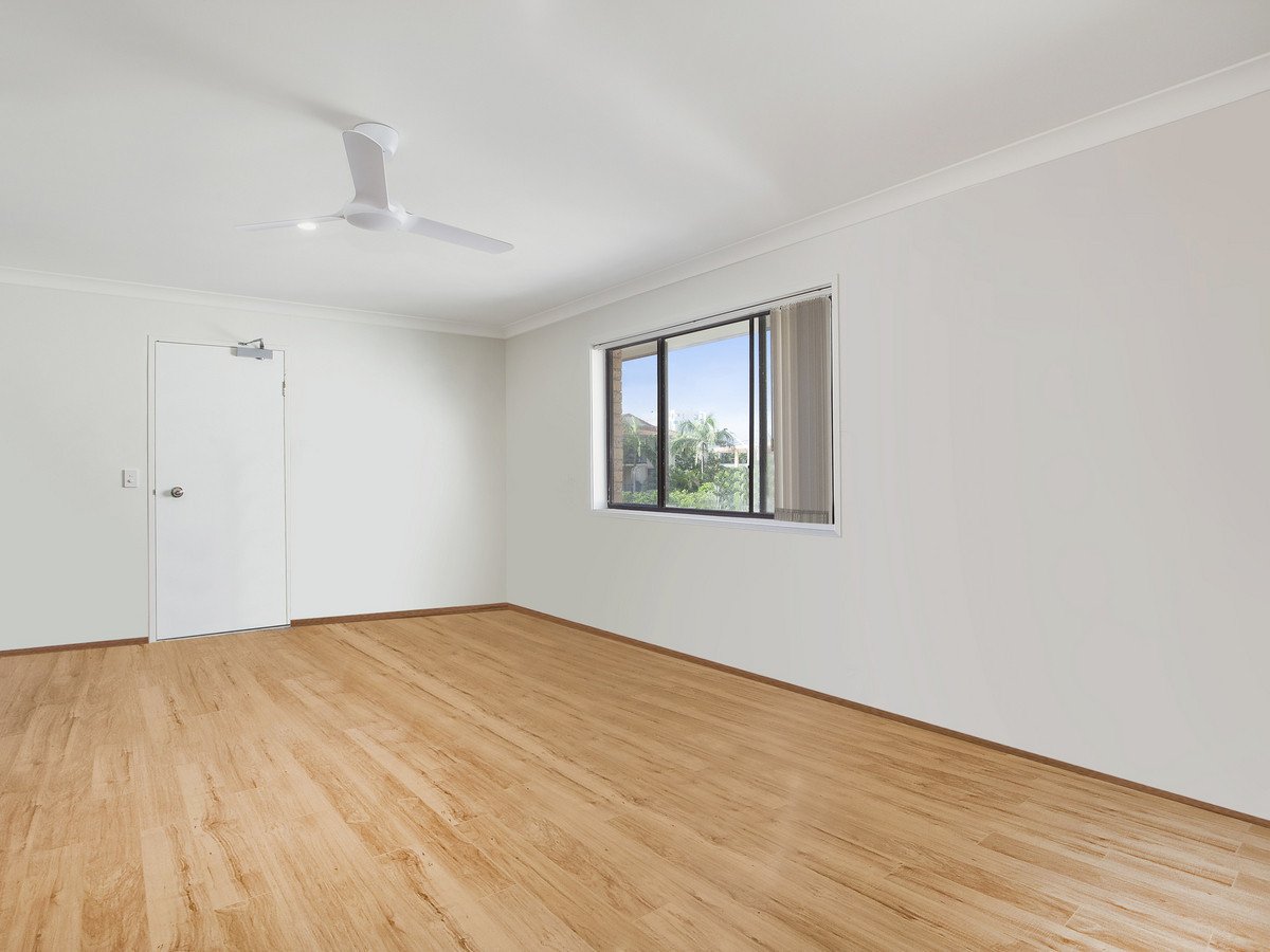 7/10 Mountain View Avenue Miami 7