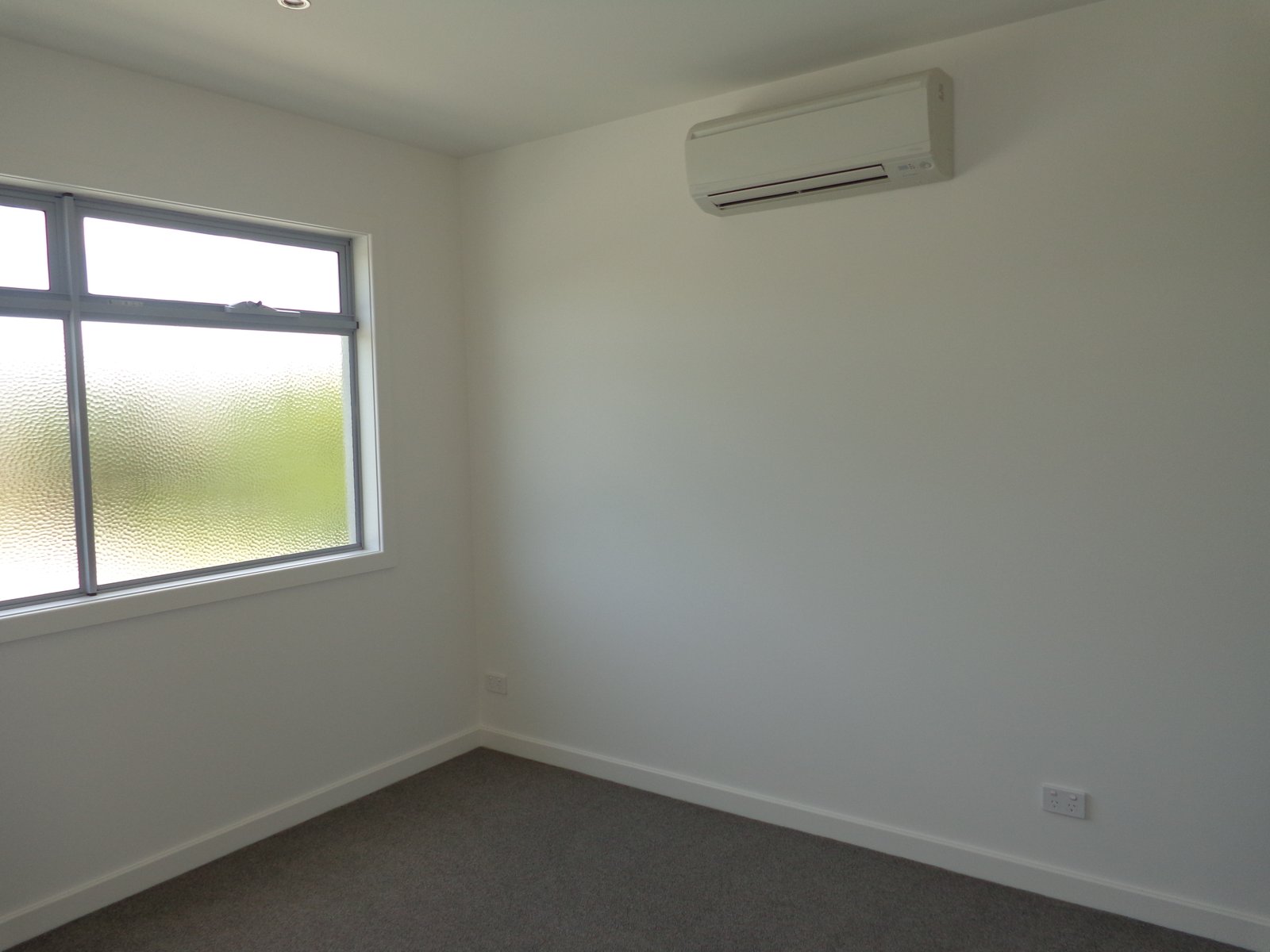 Gallery: 7/10 Warrigal Road