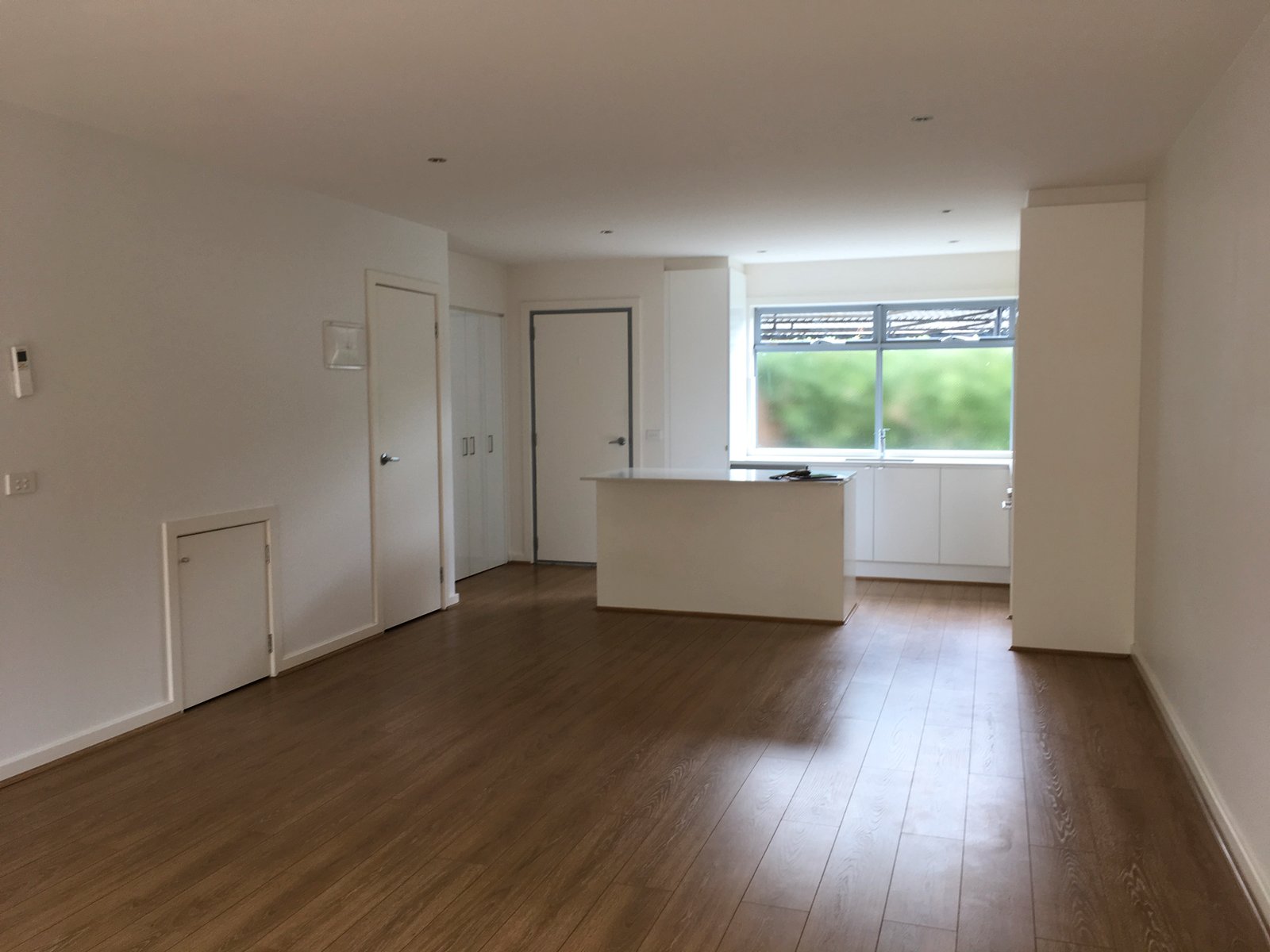 Gallery: 7/10 Warrigal Road