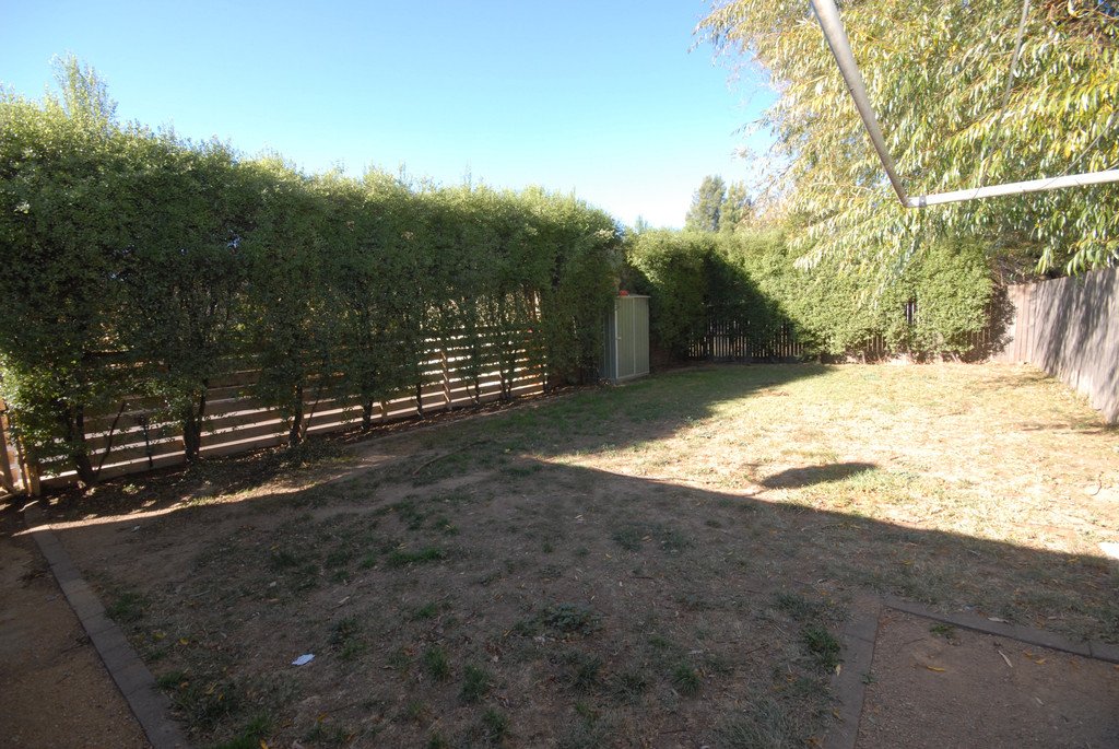 7/100 Molonglo Street BUNGENDORE 8