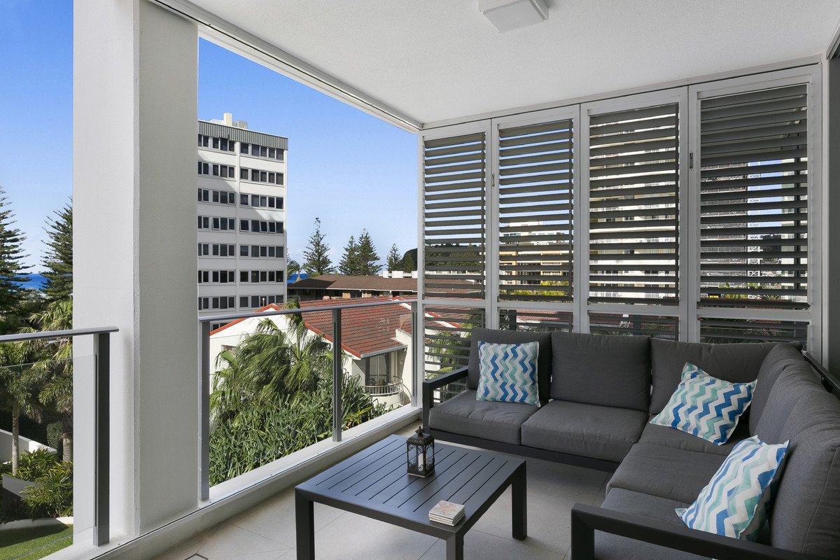 7/106 The Esplanade Burleigh Heads 12