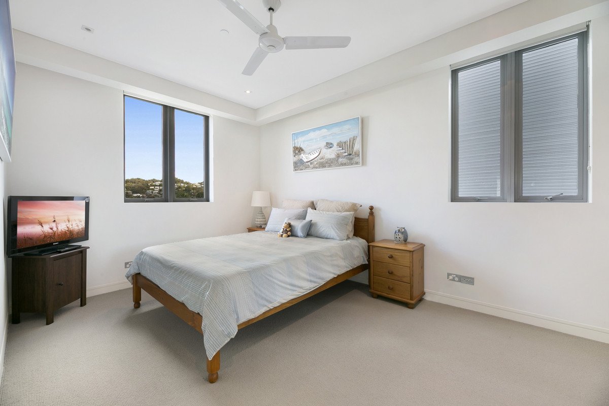 7/106 The Esplanade Burleigh Heads 17