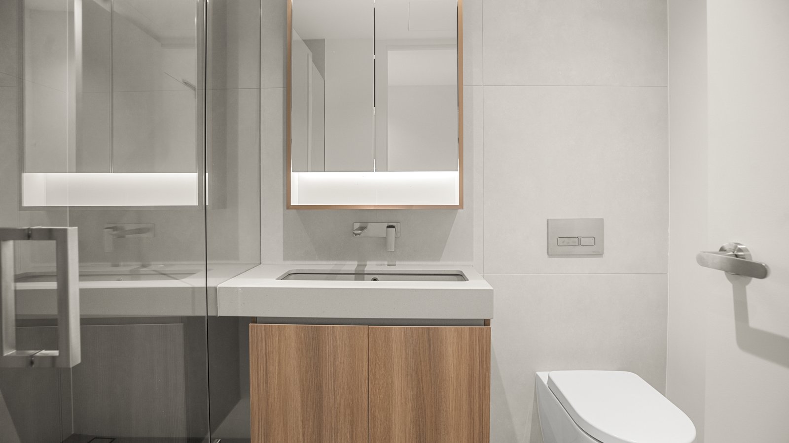 710/605 St Kilda Road MELBOURNE 8