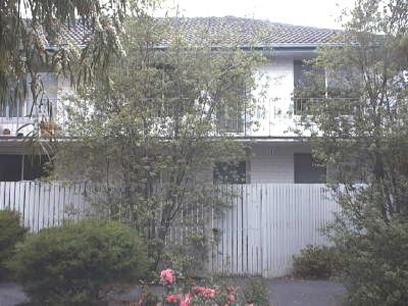 Gallery: 7/107 Warrigal Road