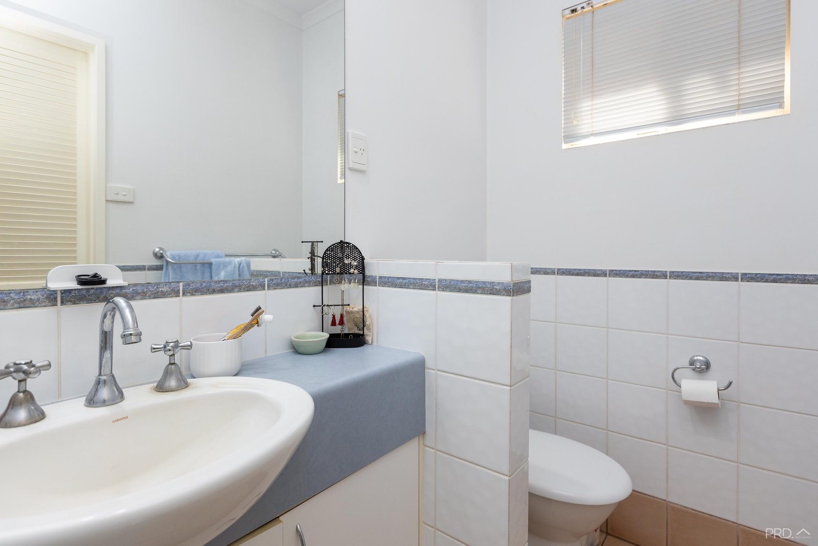 7/11 Challenor Drive CABLE BEACH 18