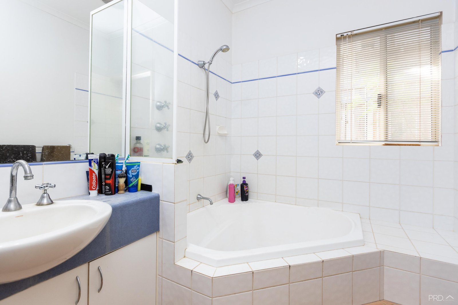 7/11 Challenor Drive CABLE BEACH 24