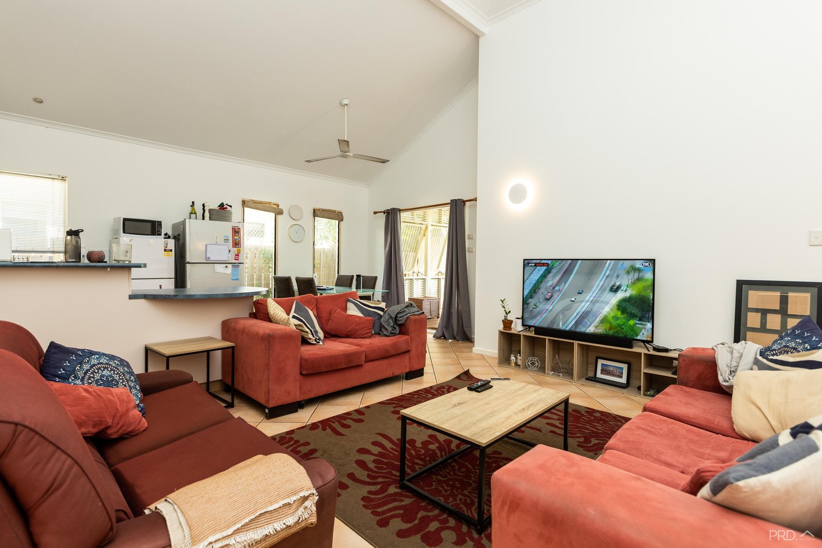 7/11 Challenor Drive CABLE BEACH 29