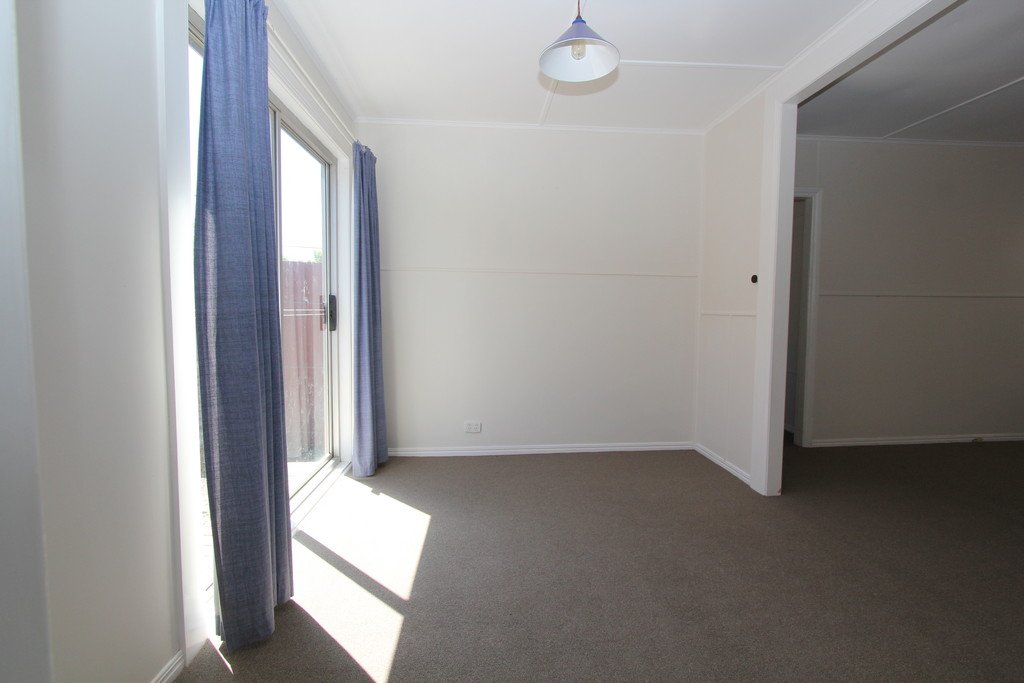 711 Doveton Street North SOLDIERS HILL 5