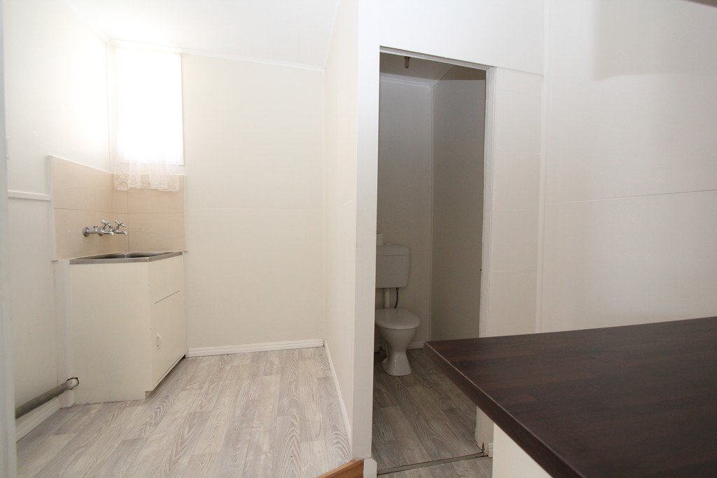 711 Doveton Street North SOLDIERS HILL 9