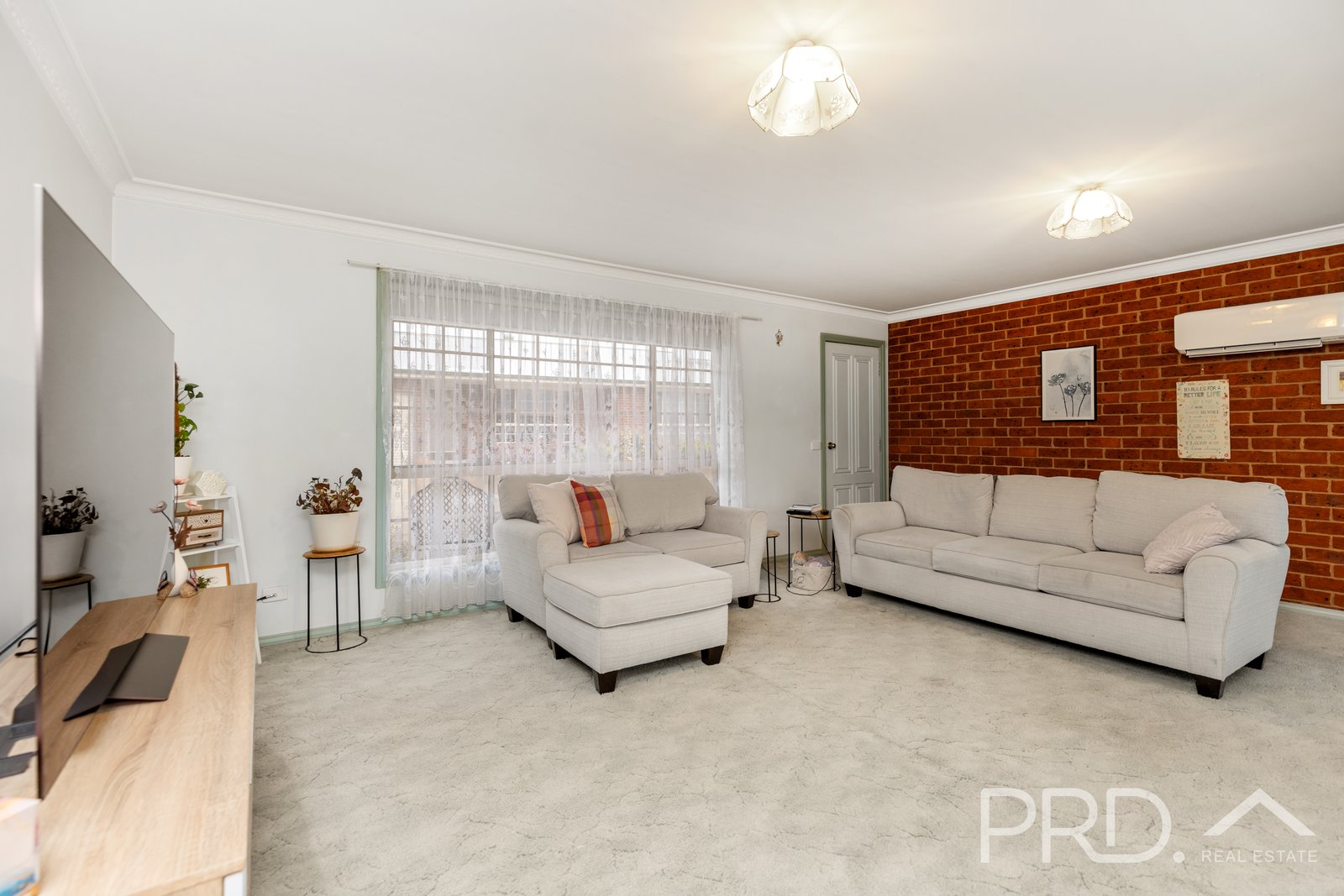 7/11 Fitzroy Street TUMUT 12