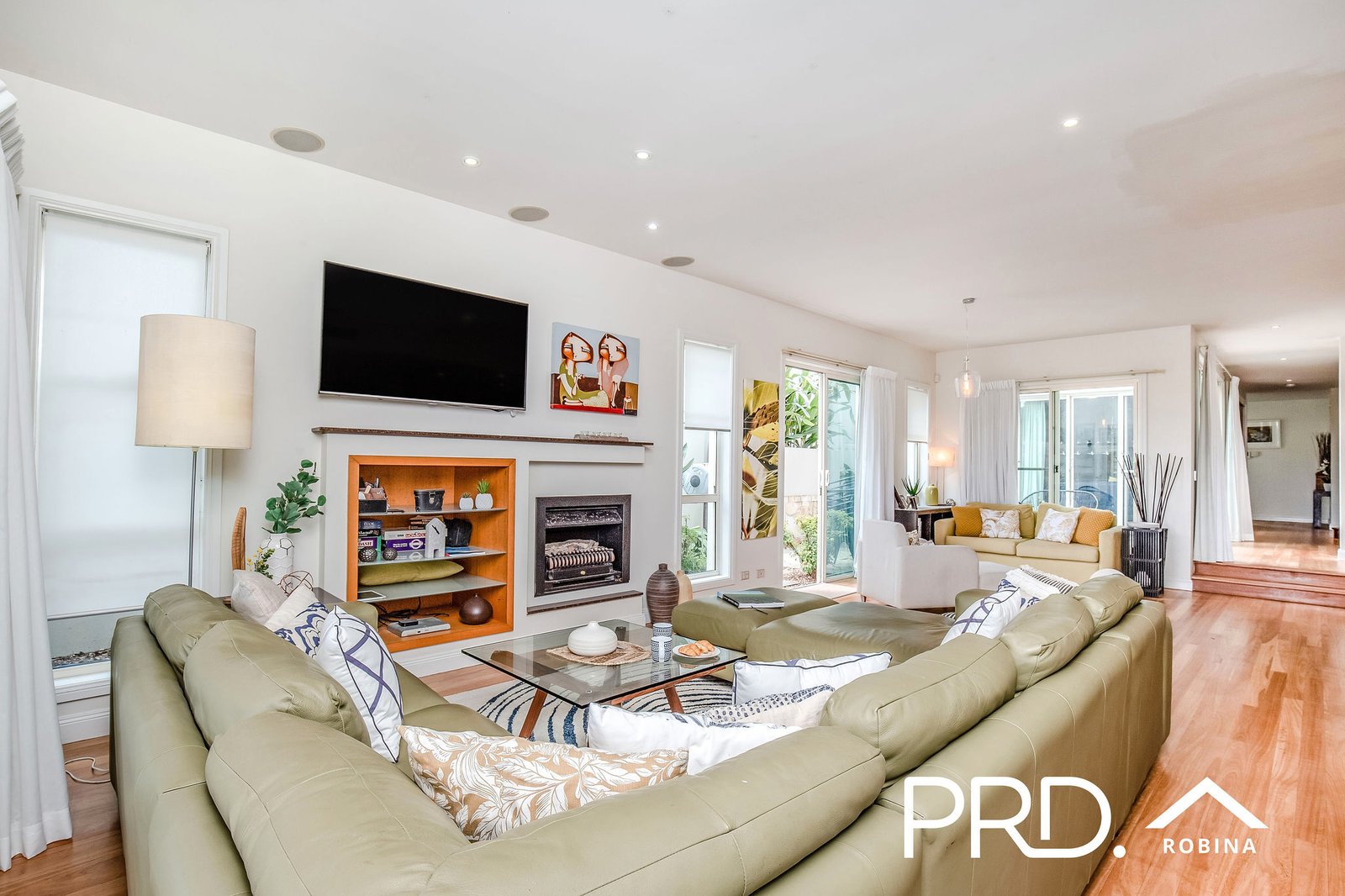 711 Glades Drive ROBINA 10