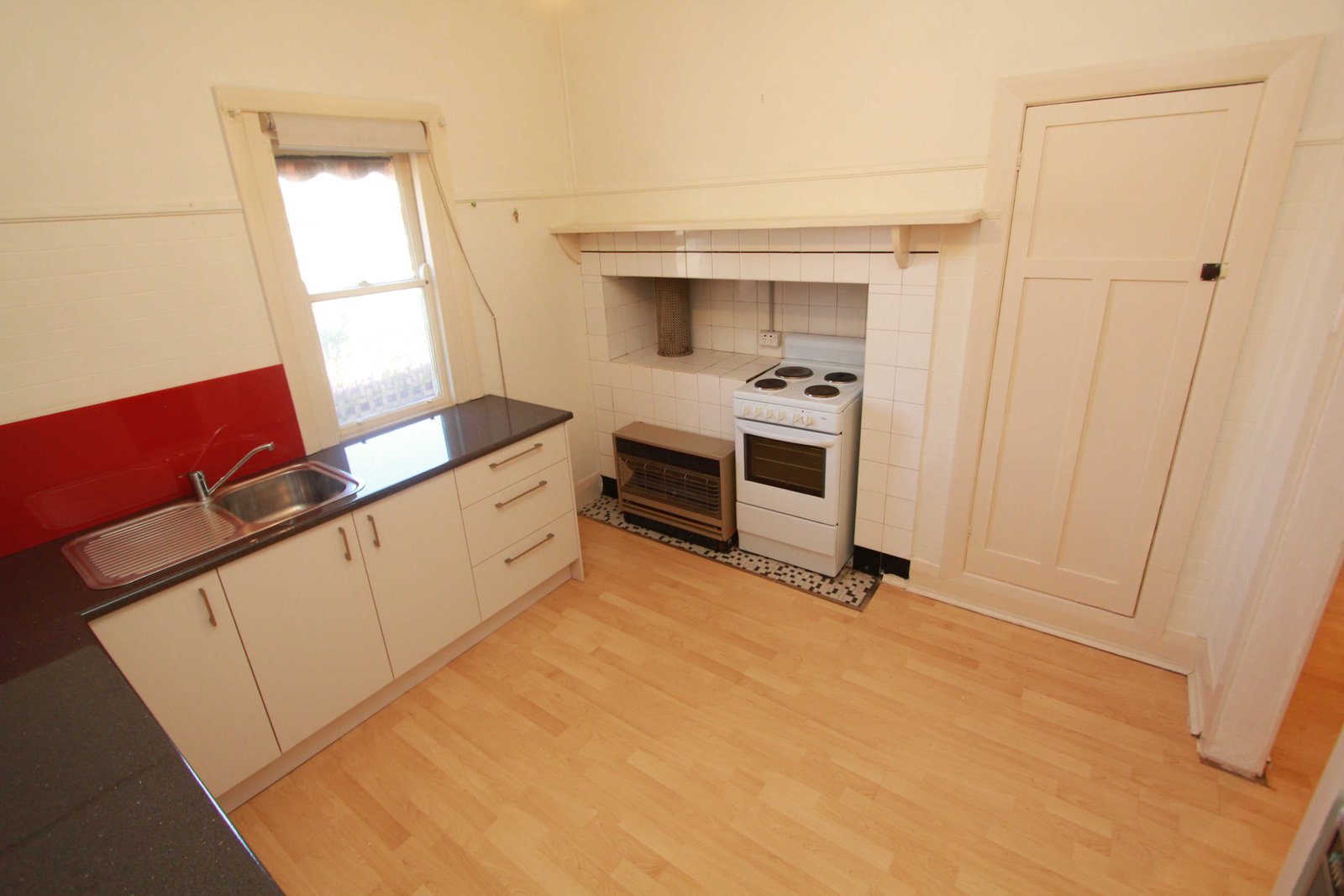 711 Gregory Street SOLDIERS HILL 11