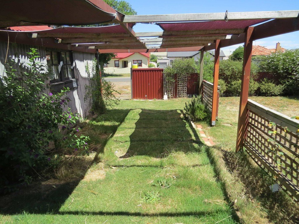 711 Gregory Street SOLDIERS HILL 15